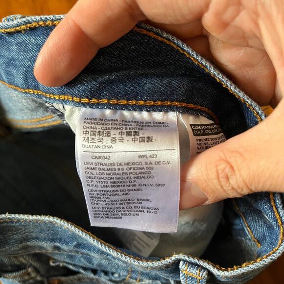 Levi's Women's 25 White Oak Cone Denim Raw Hem Slim Fit Blue Jeans - Picture 4 of 12